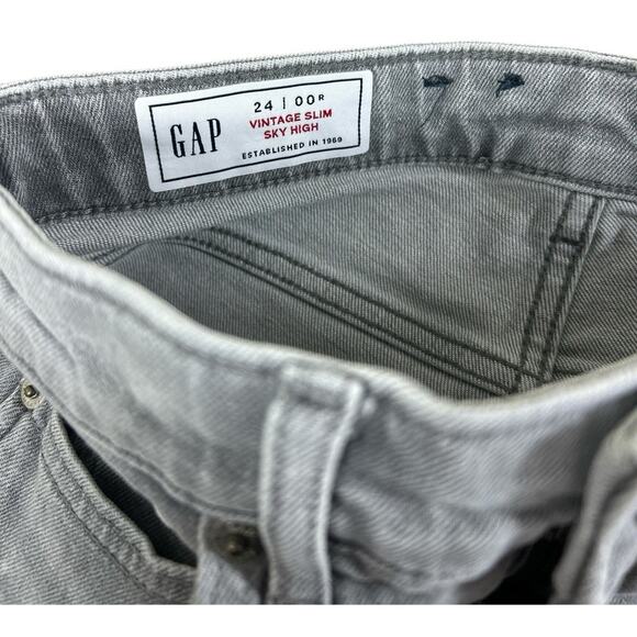 Women's Gap Vintage Slim Sky High Gray Jeans Sz 24 00 Frayed Hem 26" Inseam - Picture 4 of 7